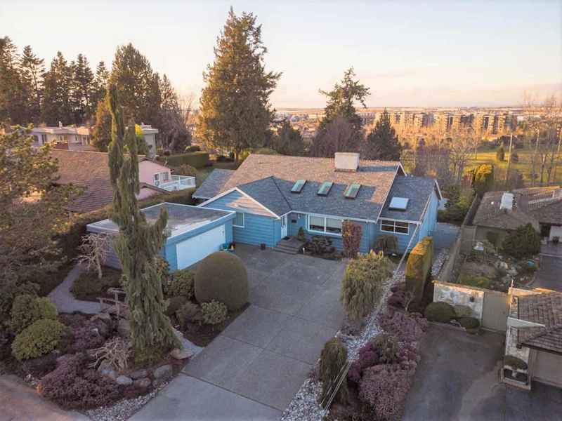 5155 Cliff Place, Delta BC V4M 2C6
