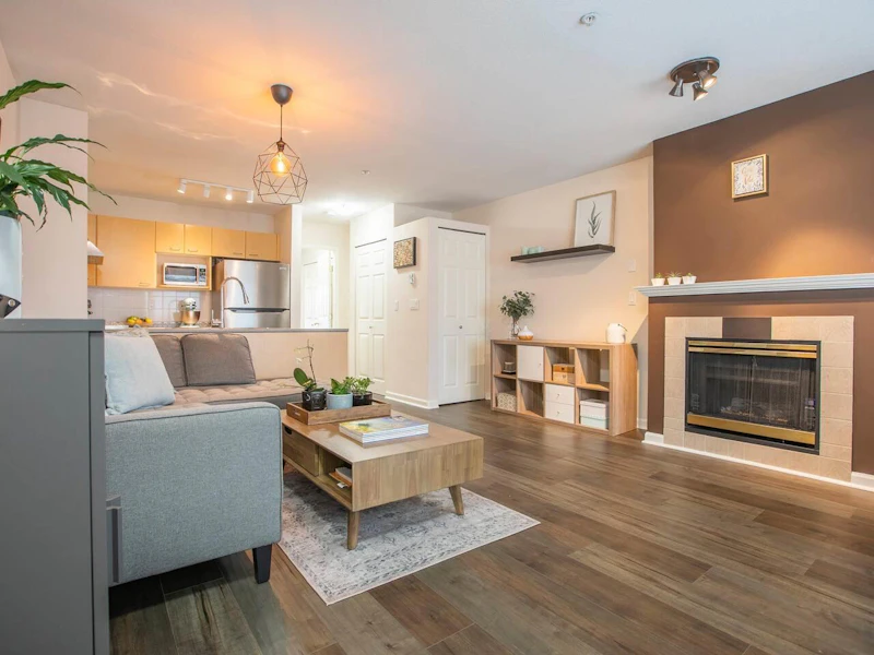 7 - 6577 Southoaks Crescent, Burnaby BC V5E 4J9
