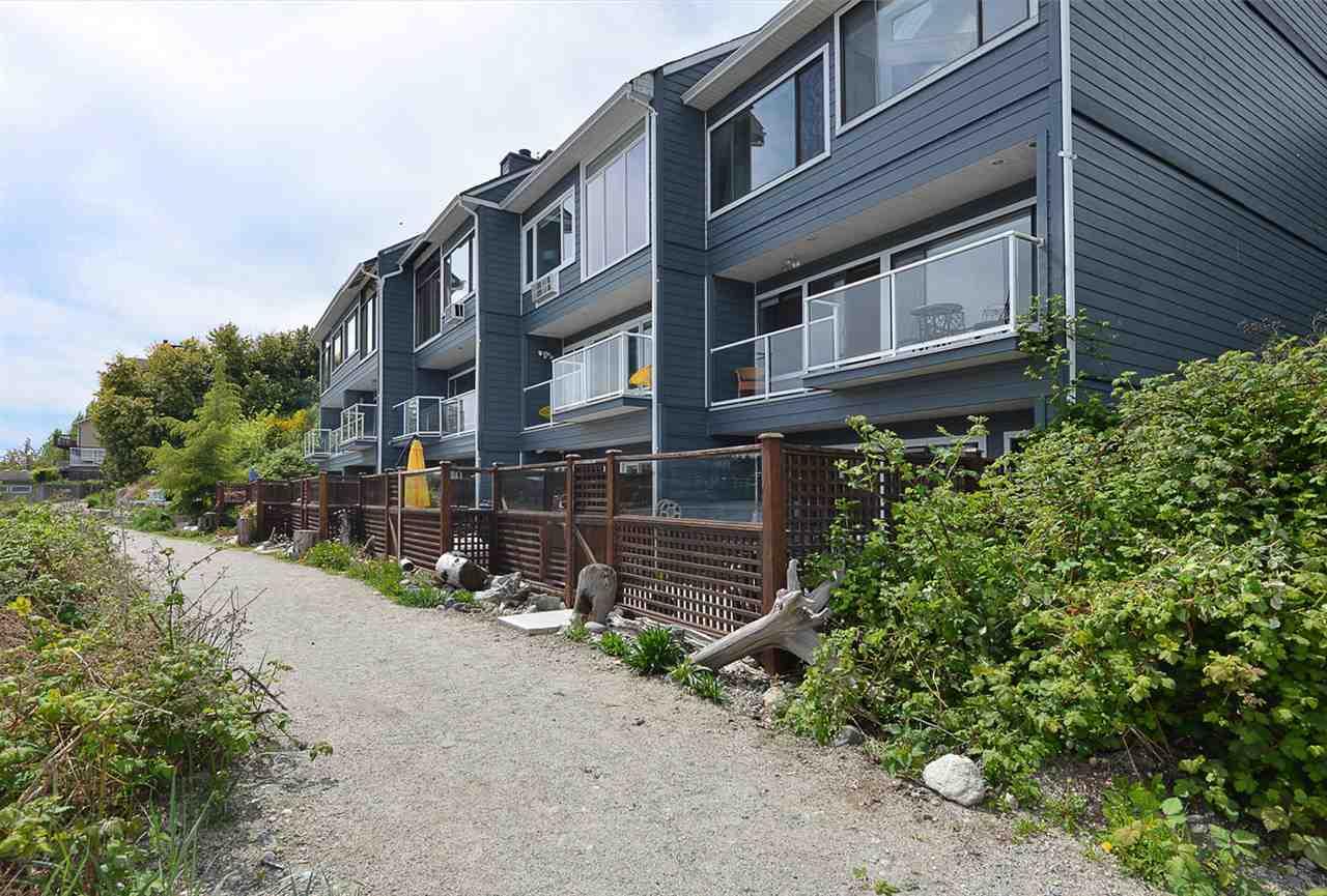 512 Marine Drive, Gibsons, BC, V0N 1V1