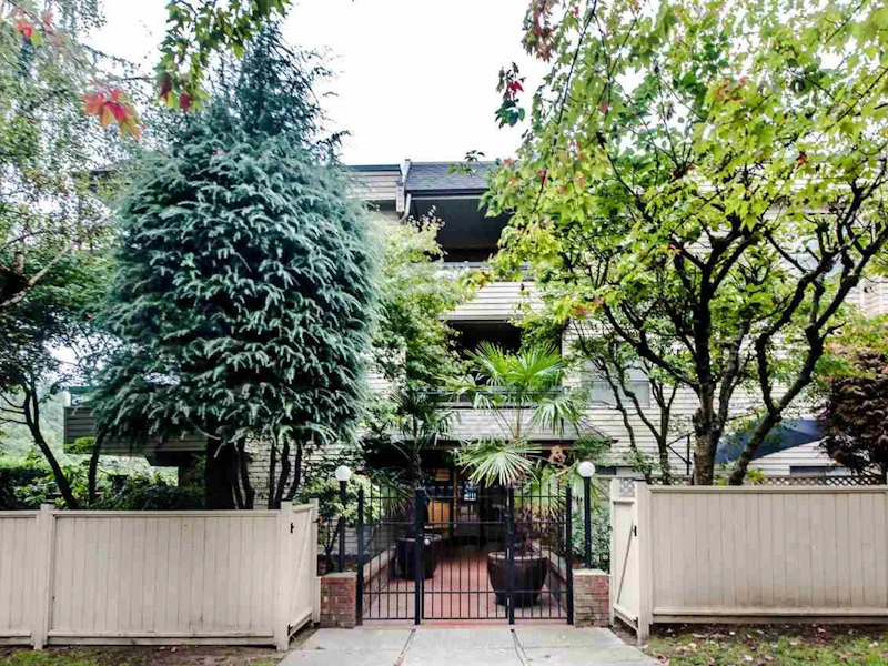207 - 2234 Prince Albert Street, Vancouver BC V5T 4K9