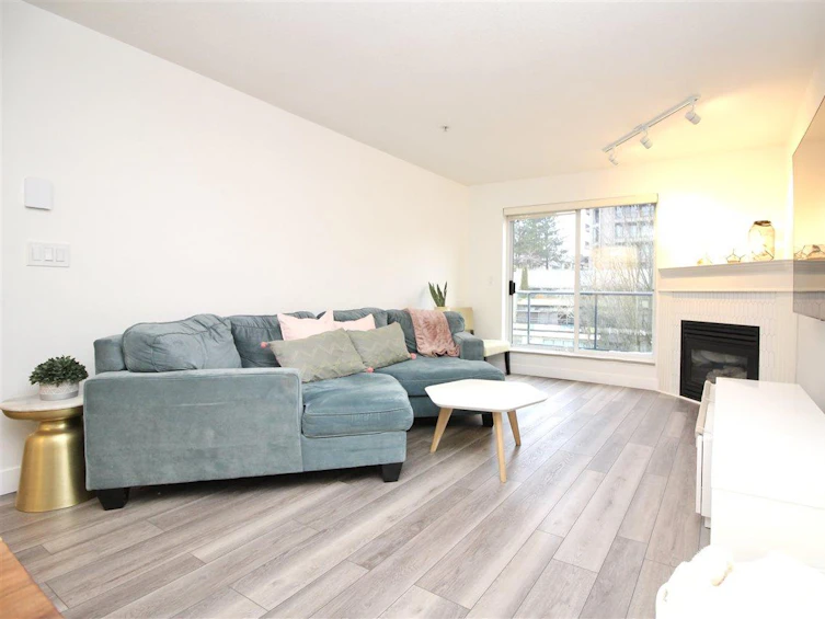 302-3768 Hastings Street, Burnaby, BC, V5C 2H5