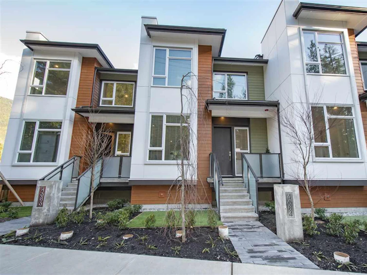 4684 Capilano Road, North Vancouver, BC, V7R 4K3