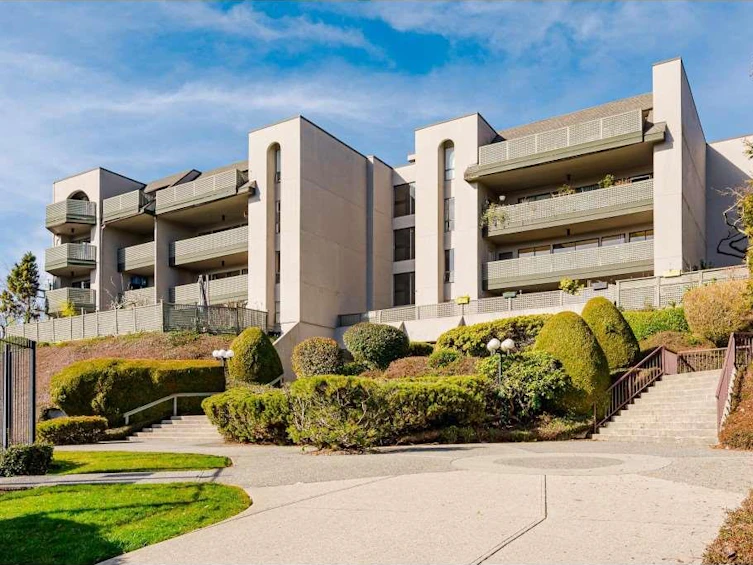 105-4941 Lougheed Highway, Burnaby, BC, V5B 4S6