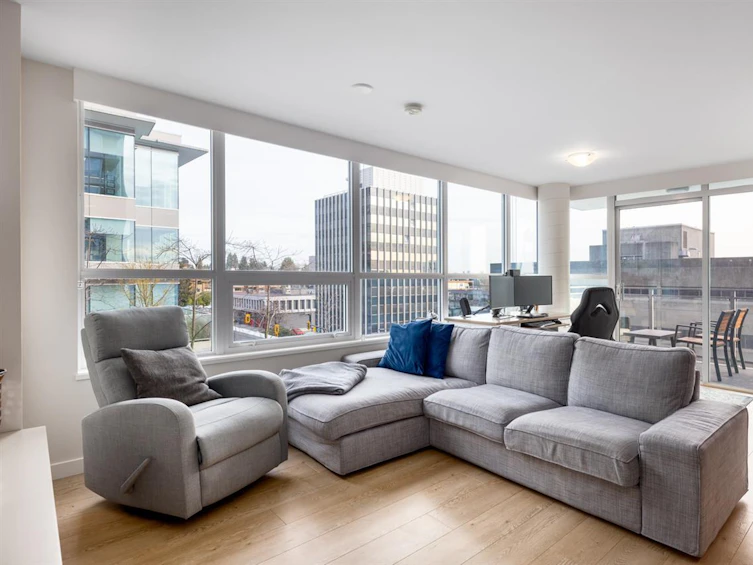 403-112 East 13th Street, North Vancouver, BC, V7L 0E4