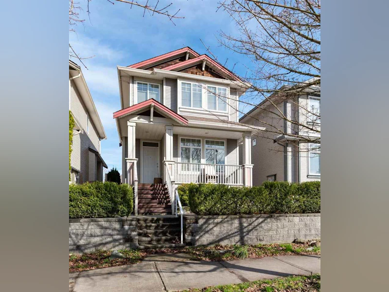 23691 Dewdney Trunk Road, Maple Ridge BC V4R 2W9