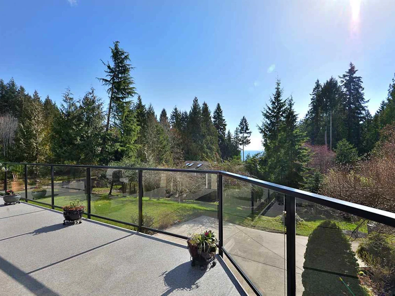 2434 Shani Place, Roberts Creek BC