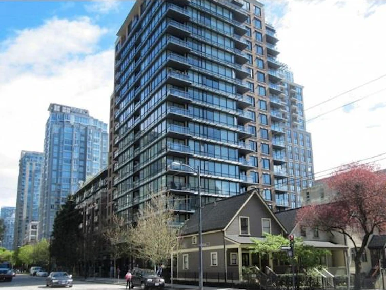 717-1088 Richards Street, Vancouver, BC, V6B 0J8
