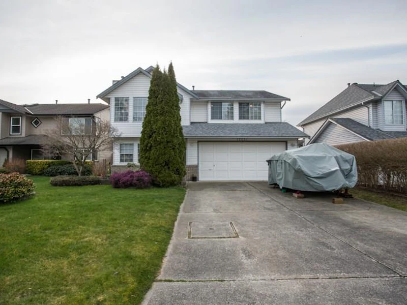 12231 234th Street, Maple Ridge BC V2X 0X9