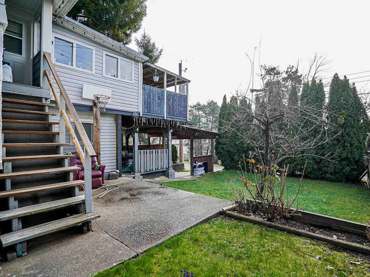 1618 Sixth Avenue, New Westminster, BC, V3M 2C9