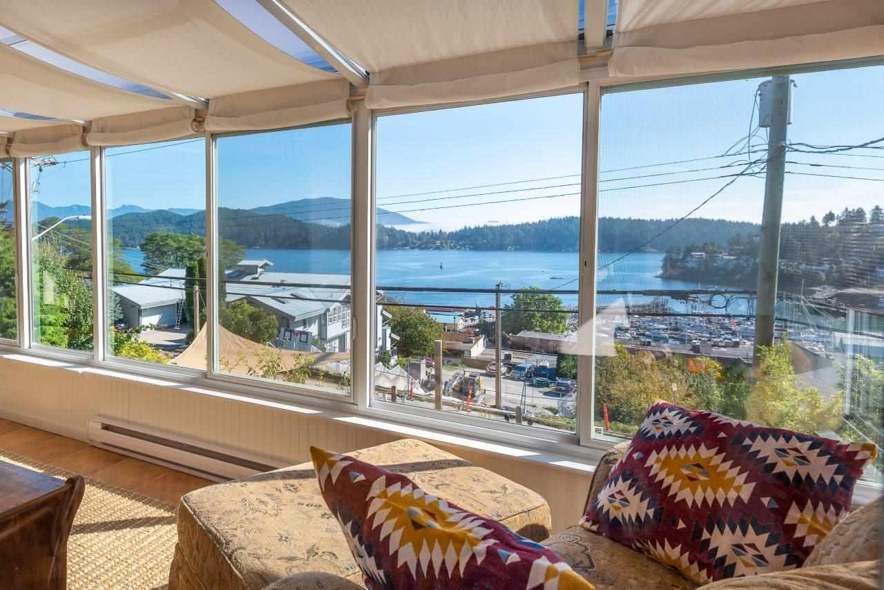525 South Fletcher Road, Gibsons, BC, V0N 1V9