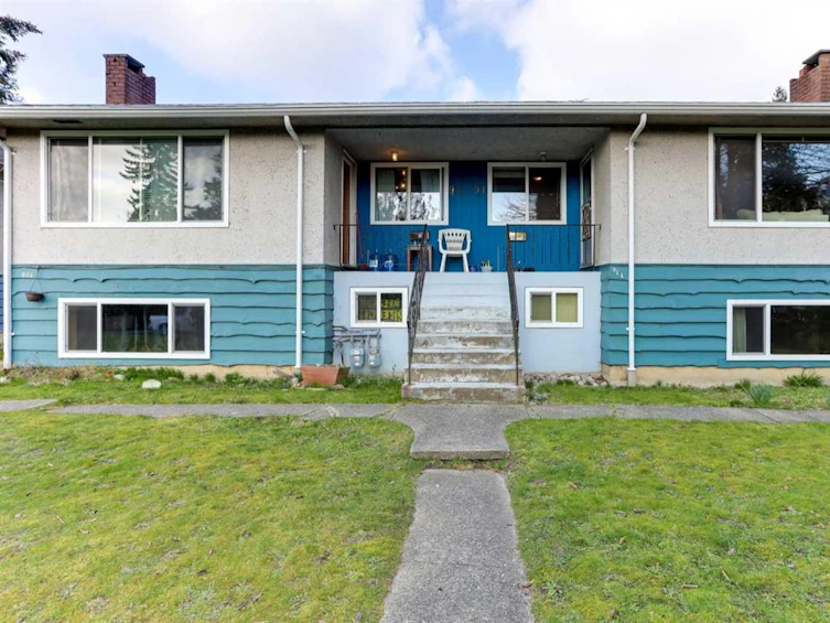 91-91-93 Glover Avenue, New Westminster, BC, V3L 2A4