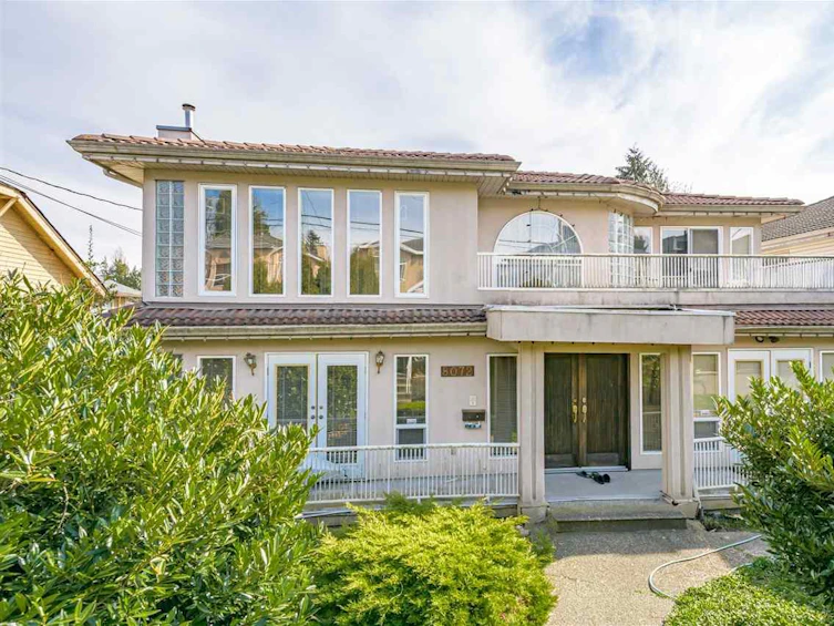 8072 12th Avenue, Burnaby, BC, V3N 2L1