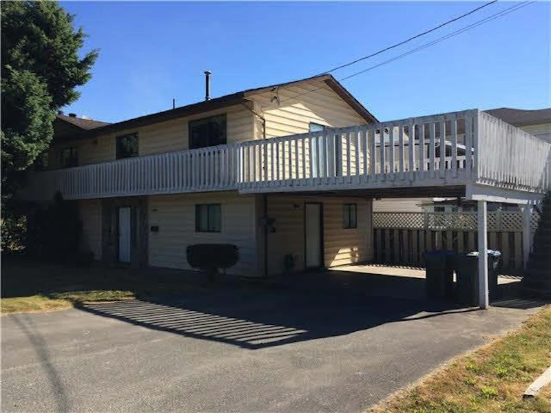 2382 Rowland Street, Port Coquitlam BC V3C 4Z4