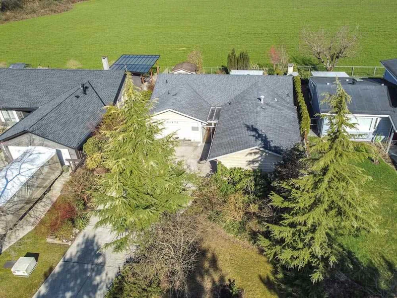 20875 125th Avenue, Maple Ridge BC V4R 2M6