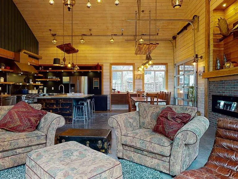 504 Gower Point Road, Gibsons BC