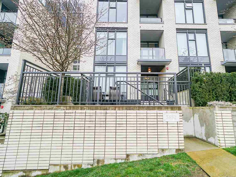 5652 Ormidale Street, Vancouver, BC, V5R 4P9