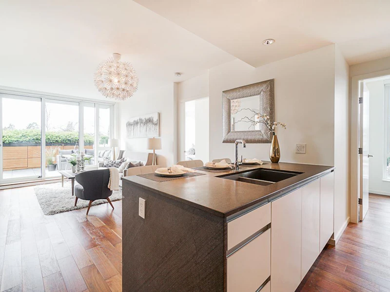 502 - 8488 Cornish Street, Vancouver BC V6P 0C2