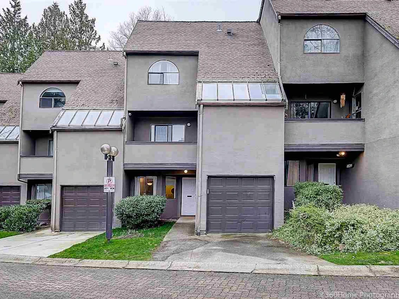 8537 Woodtrail Place, Burnaby BC V5A 4A9