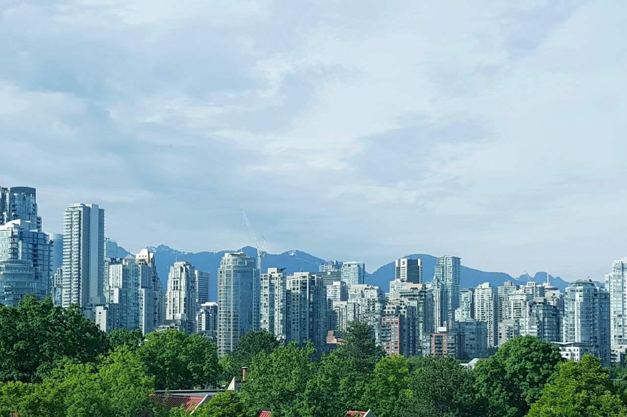 2225 Oak Street, Vancouver, BC, V6H 3W6