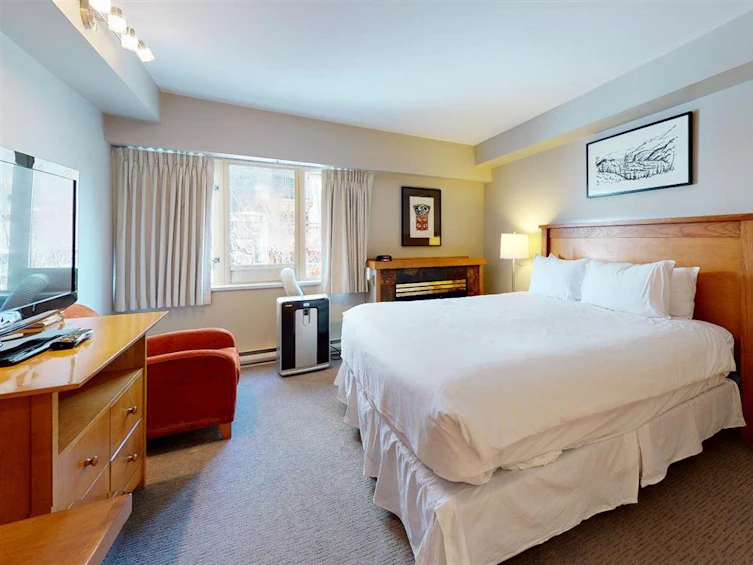215-4295 Blackcomb Way, Whistler, BC, V8E 0X2