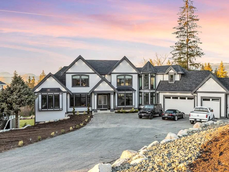 25473 Bosonworth Avenue, Maple Ridge, BC, V2W 1G9