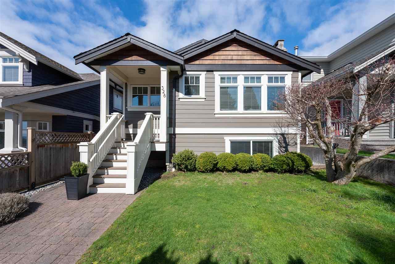 328 West 26th Street, North Vancouver, BC, V7N 2G6