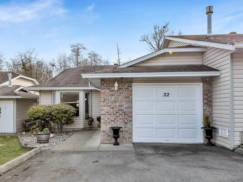 22 - 22308 124th Avenue, Maple Ridge BC V2X 0R6