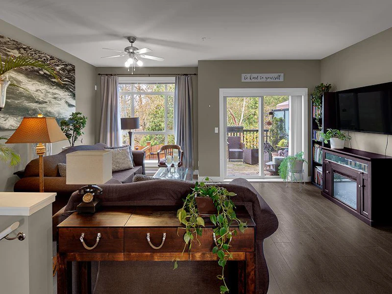 111 - 11305 240th Street, Maple Ridge BC V2W 1A3