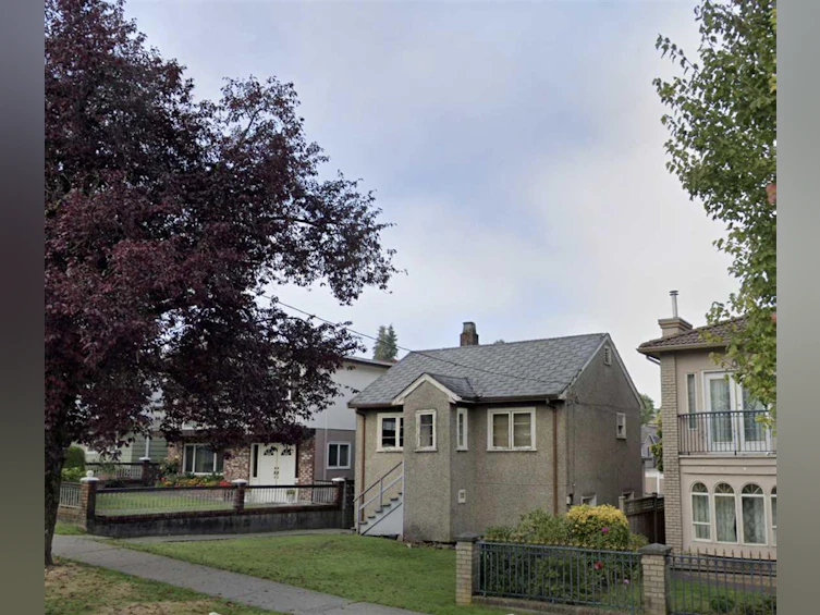 5575 Stamford Street, Vancouver, BC, V5R 4K6