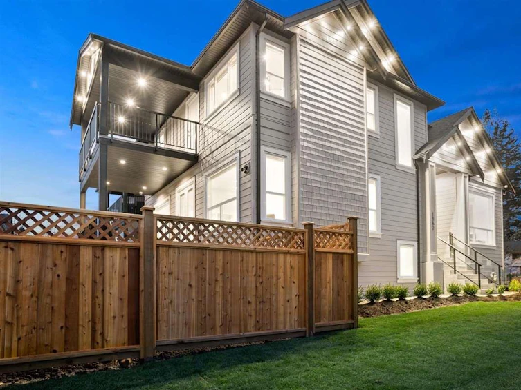 1680 Salisbury Avenue, Port Coquitlam, BC, V3B 1X5