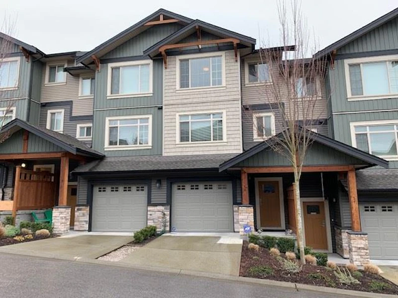10 - 11305 240th Street, Maple Ridge BC