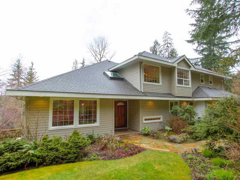 260 Alpine Drive, Port Moody BC V3H 4Z2