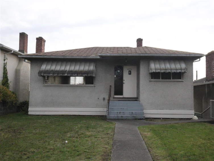6676 Dawson Street, Vancouver, BC, V5S 2W1