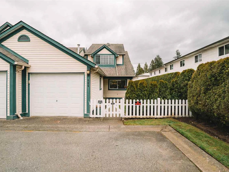 605 - 20680 118th Avenue, Maple Ridge BC V2X 0K5