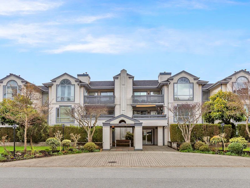 111 - 19121 Ford Road, Pitt Meadows BC V3Y 2N2
