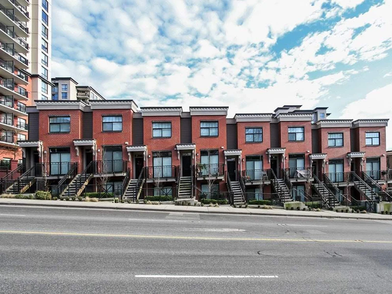 212 - 828 Royal Avenue, New Westminster BC V3M 1J9