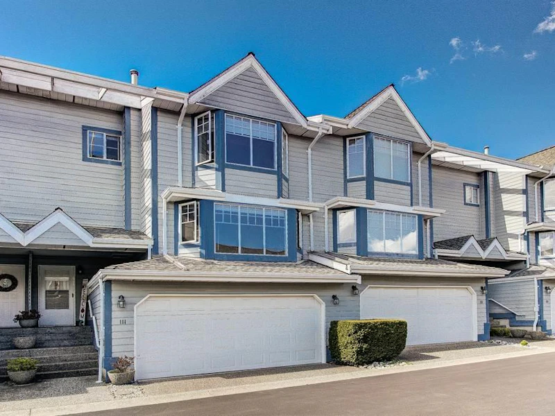 111 - 28 Richmond Street, New Westminster BC V3L 5P4