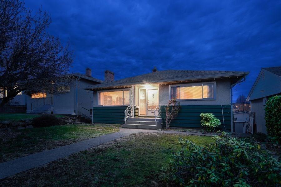 6692 Dawson Street, Vancouver, BC, V5S 2W1