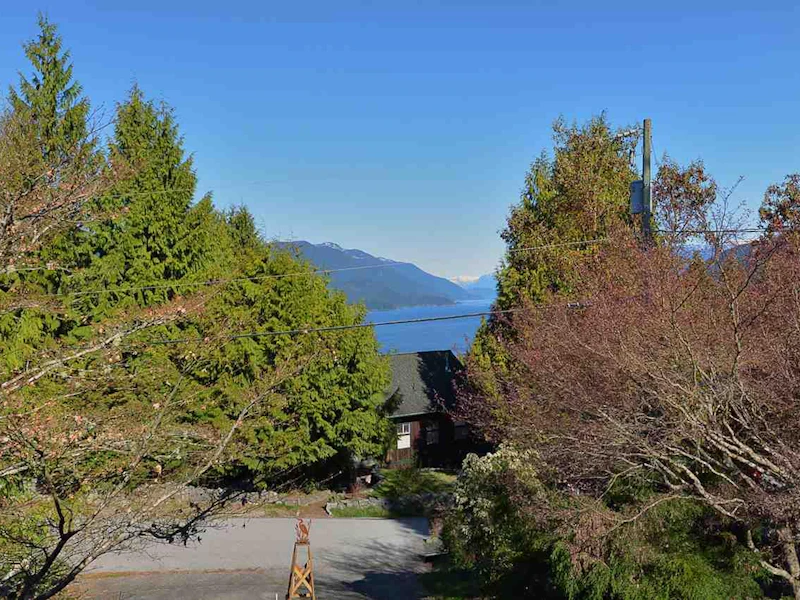 5827 Skookumchuk Road, Sechelt BC