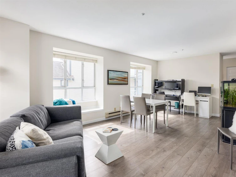 307-2736 Victoria Drive, Vancouver, BC, V5N 4L4