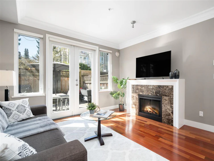 2943 Laurel Street, Vancouver, BC, V5Z 3T4