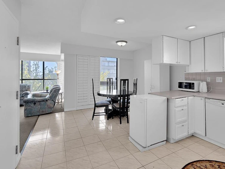801-1165 Burnaby Street, Vancouver, BC, V6E 1P3