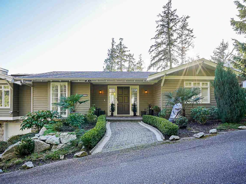 4633 Headland Drive, West Vancouver BC V7W 3H6