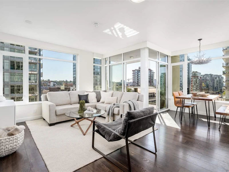 808 - 111 E 1st Avenue, Vancouver BC V5T 1A4