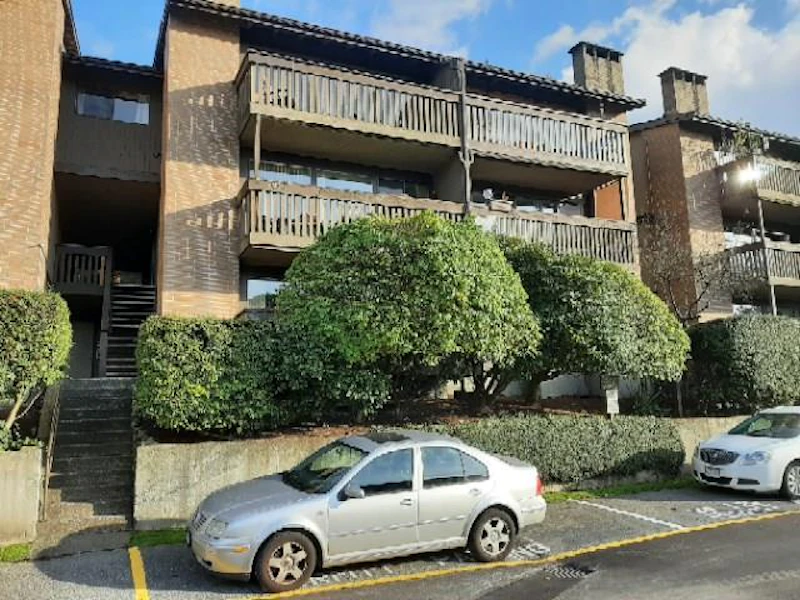1015 Old Lillooet Road, North Vancouver BC V7J 3H6