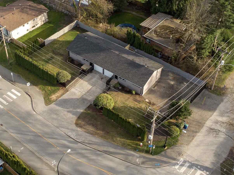 - 22040 122 Avenue, Maple Ridge, BC, V2X 3X4