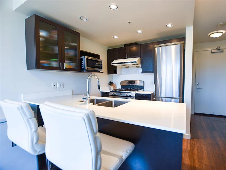 209-4818 Eldorado Mews, Vancouver, BC, V5R 0B3