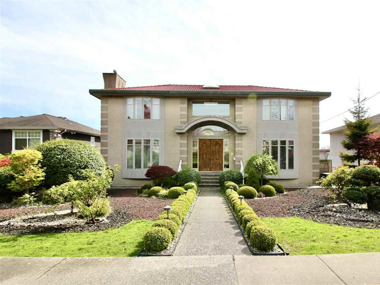 6628 Kitchener Street, Burnaby, BC, V5B 2J6