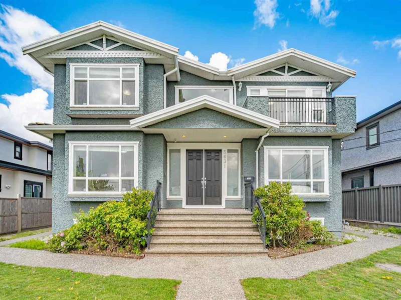 5631 Portland Street, Burnaby BC V5J 2R7