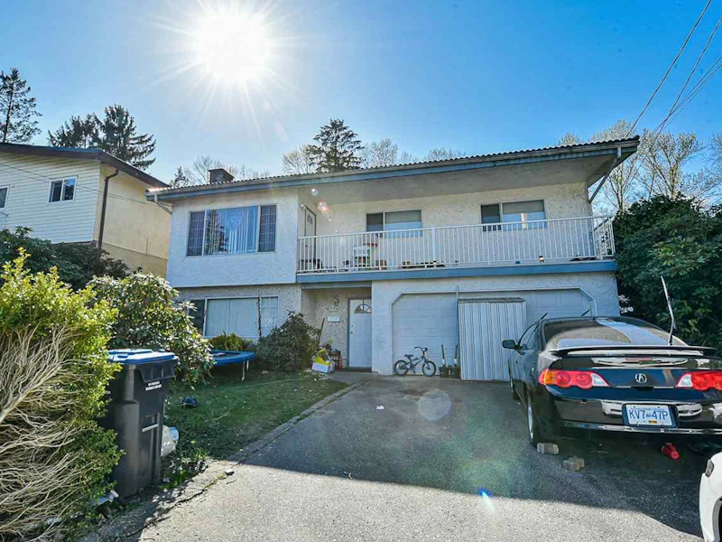579 Colby Street, Burnaby BC V3L 3Y9